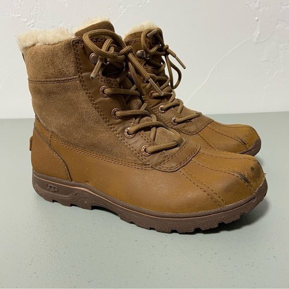UGG Big Kids Leggero Boots Chestnut  Snow Boots Duck Boots Size 4 1012384K - Picture 1 of 11